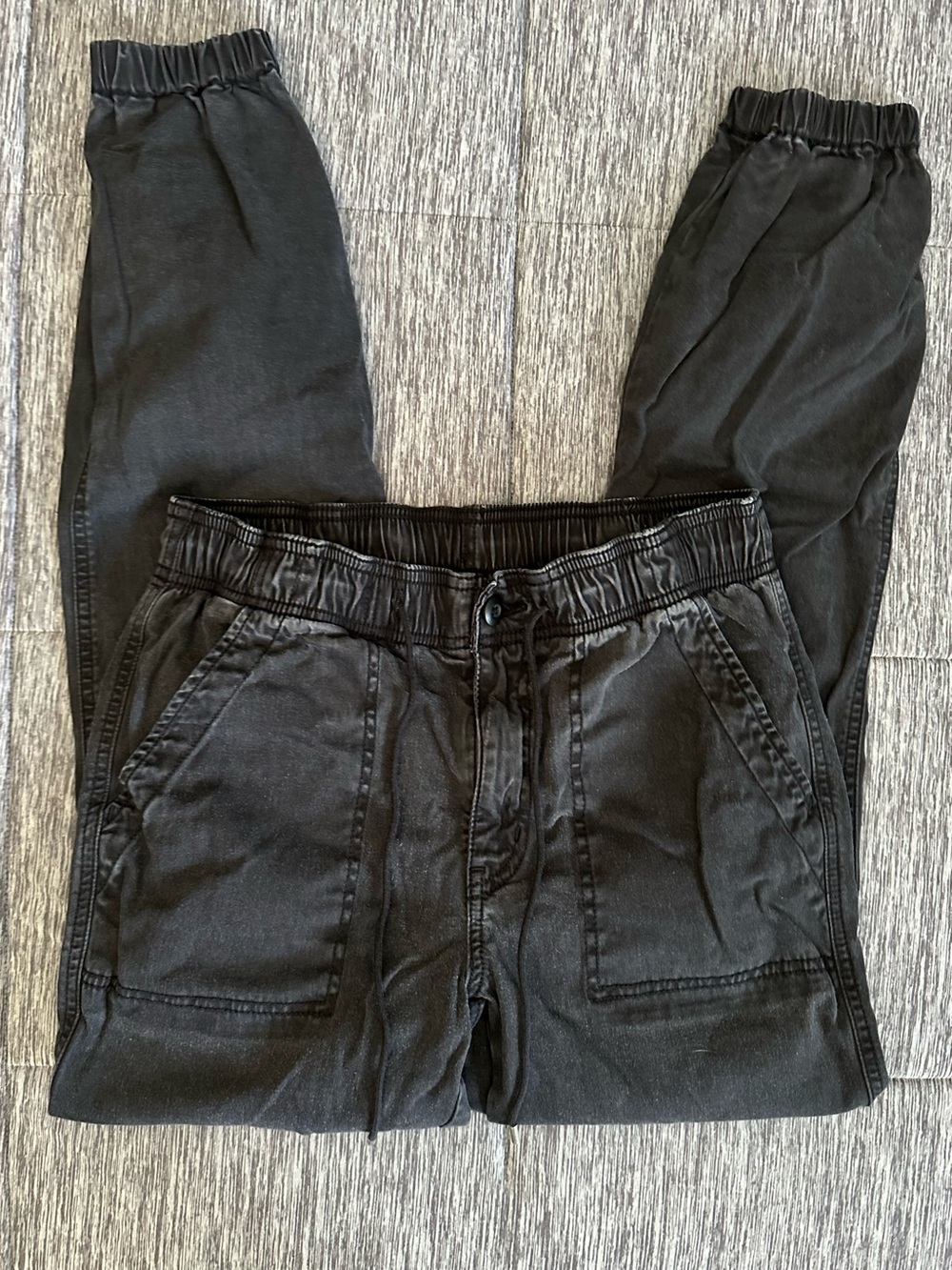 American Eagle jogger pants black size 6